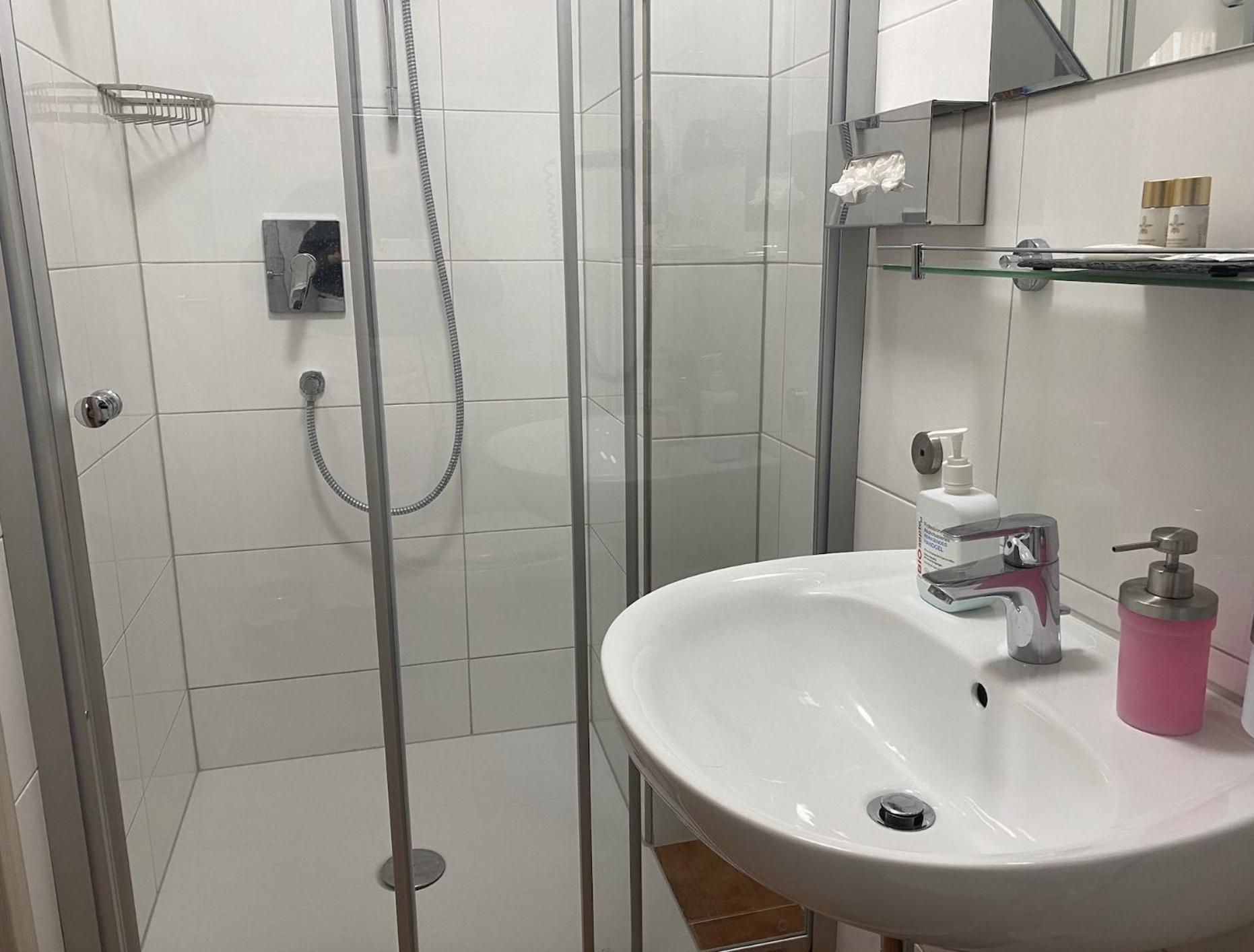 Stadthotel Am Adenauerplatz Marktheidenfeld Luaran gambar